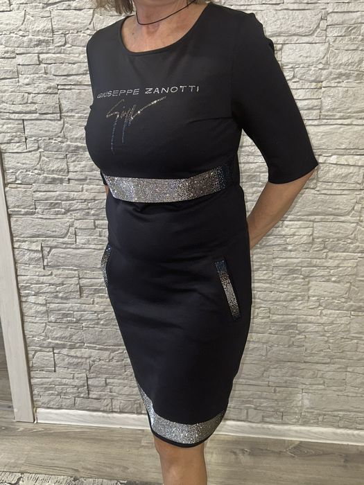 Продам платье