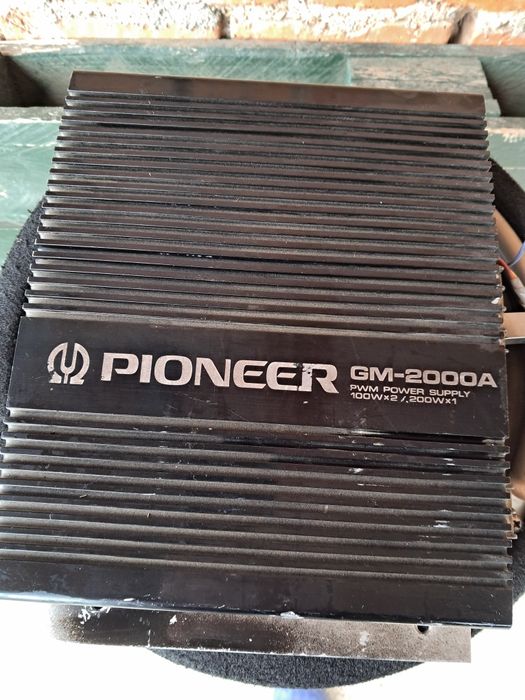 Blaupunkt  GT- 1200 и Pioneer GM-2000A