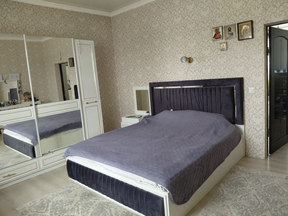 Продам дом два этажа