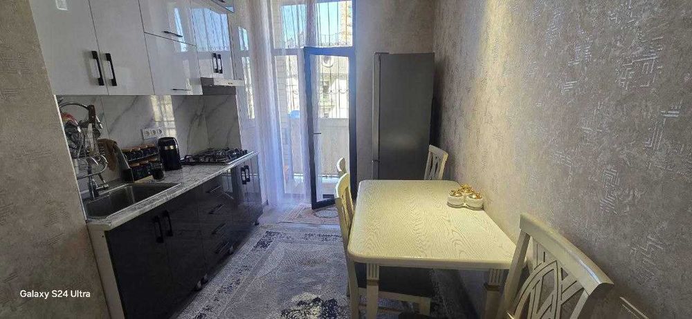 ЖК «Соларис»

2/7/10
Площадь: 55 м² + балкон 6 м²