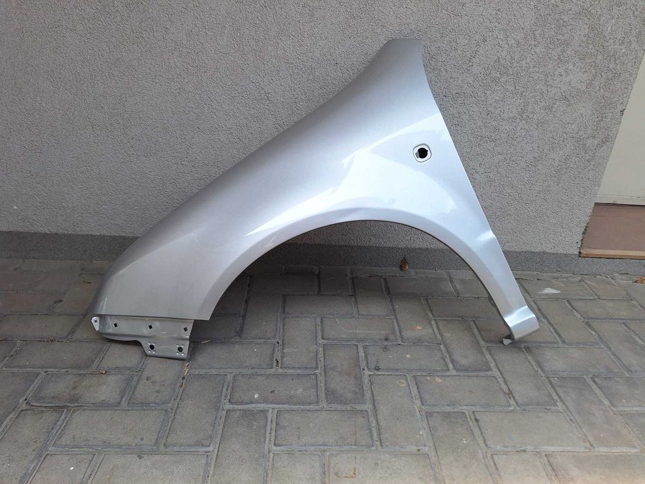 Aripa Fata Stanga Skoda Fabia 1 I An 1999-2007 Vopsita Gri Deschis