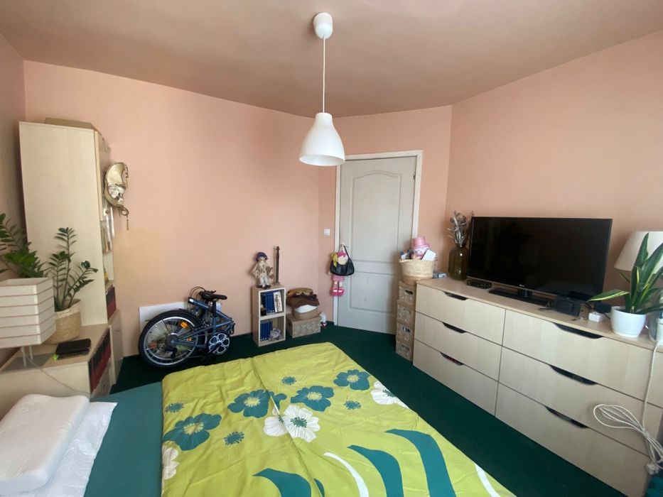 Vând apartament 4 camere și/sau garaj