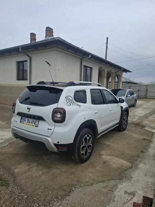 Dacia Duster 2 2020 Black/White 4x4 Adventure