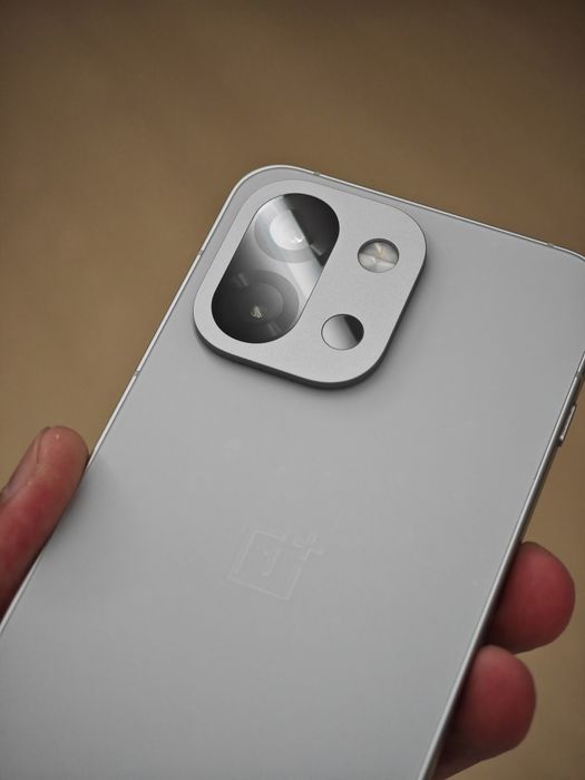 OnePlus 13T 8/256 как новый