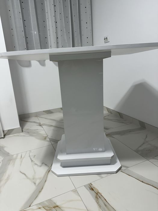 Ръчно изработена кухненска маса