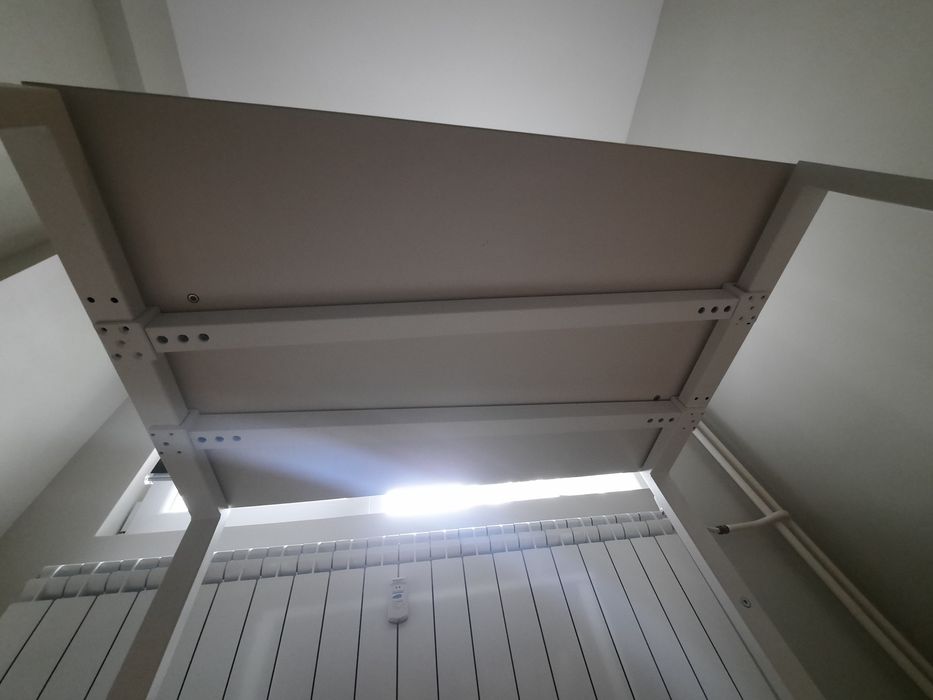 Офис бюро регулируемо