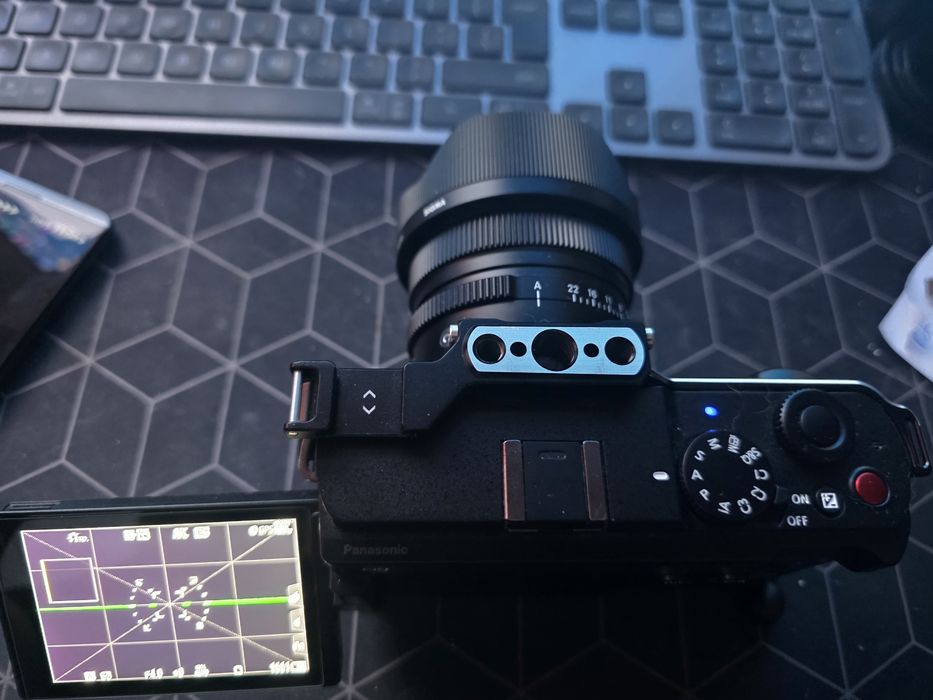 Panasonic Lumix S9 full frame + 26mm f/8 pancake