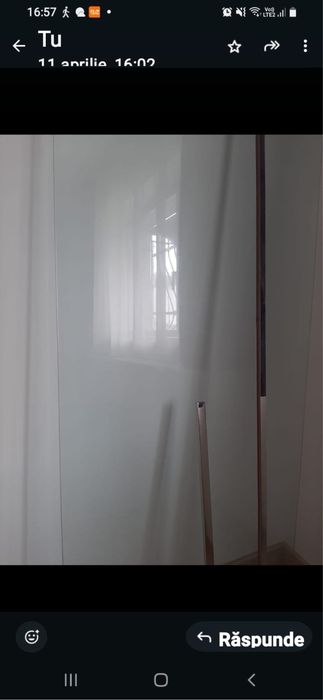 Perete dus tip walk-in