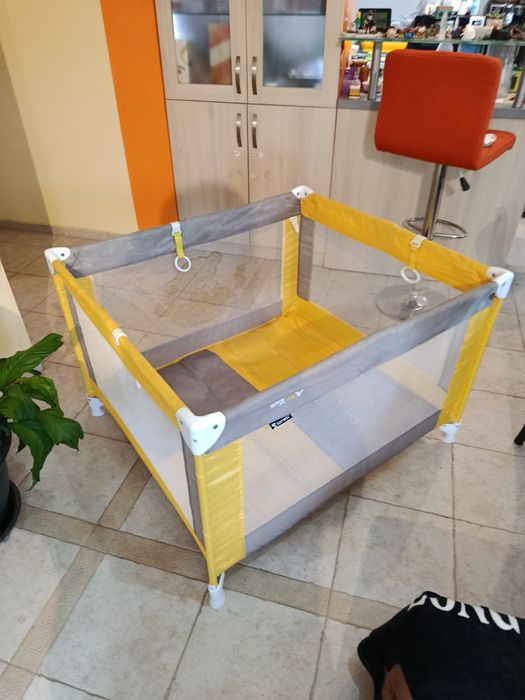 Бебешка кошара за игра