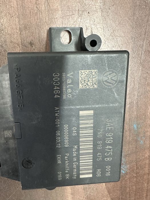 Modul senzori parcare passat b7 cc  3AE919475C 3AE919475B