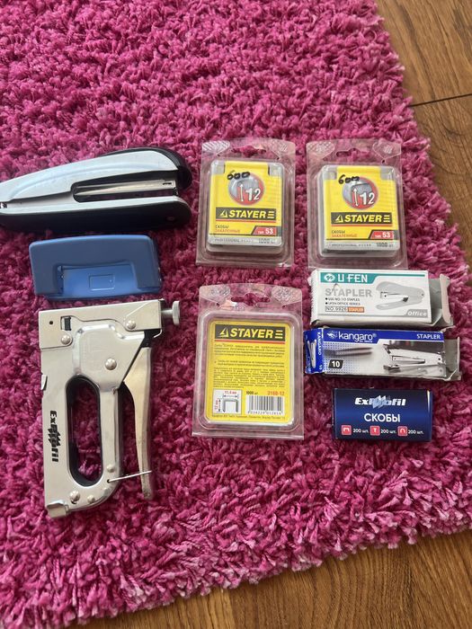 Степлеры разные и скобы новые