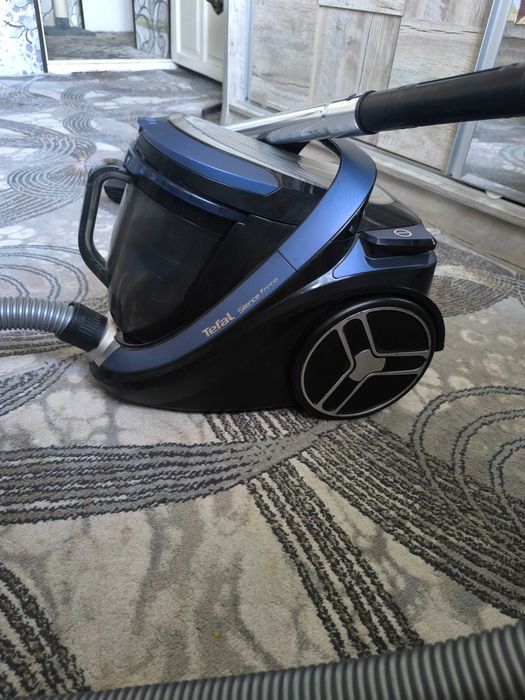 Продается пылесос Tefal в рабочем состоянии