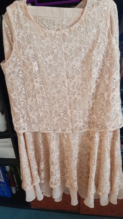 Продам шикарный летний костюм