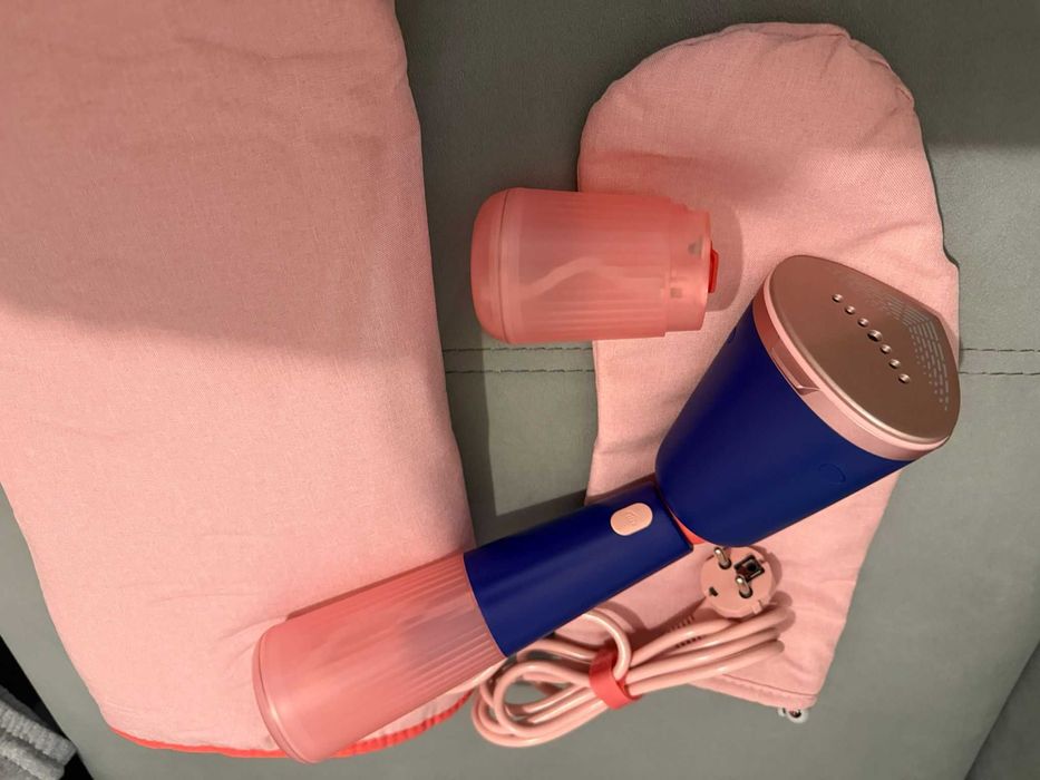 Vand aparat de călcat vertical cu aburi Philips 5000