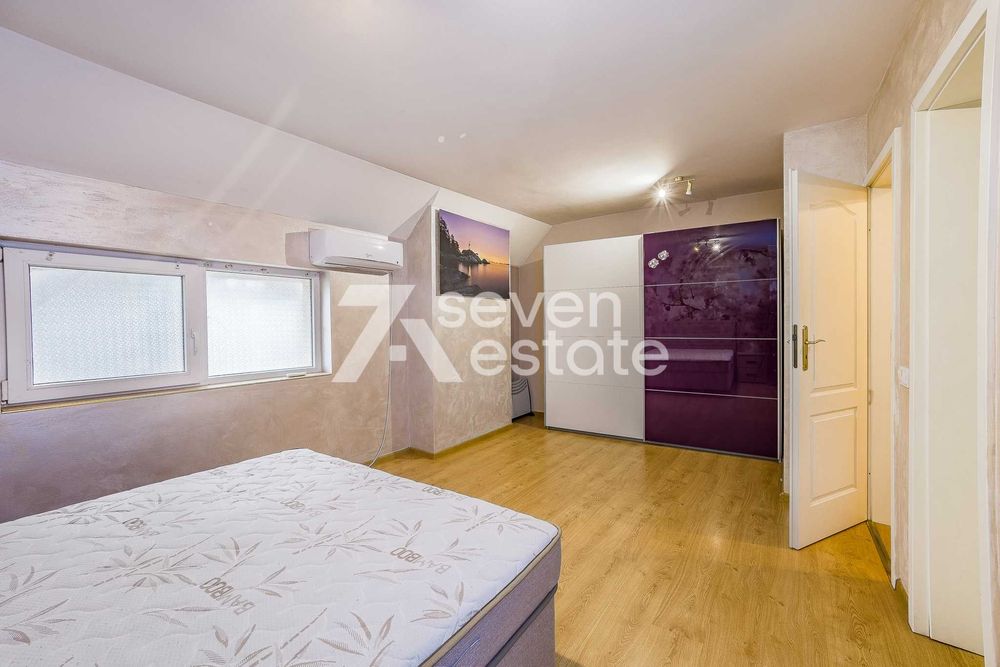 Продава луксозен Мезонет- Център, София