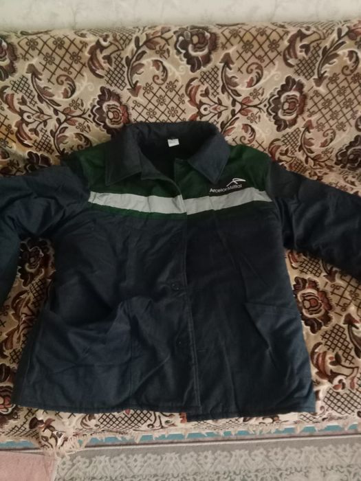 Продаю теплые спецовка