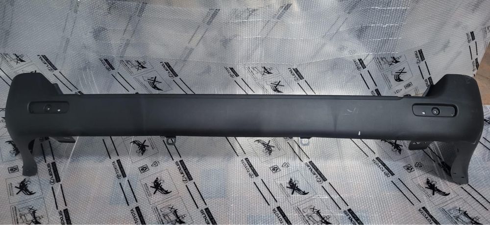 Бампер задний на Land Cruiser 100