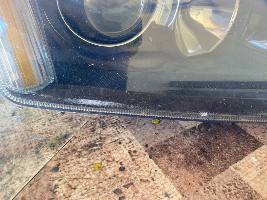 Десен фар за форд фокус