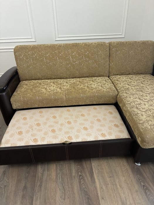 Продам диван с креслом