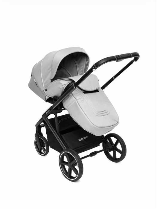 Новая коляска с прогулочным блоком и люлькой