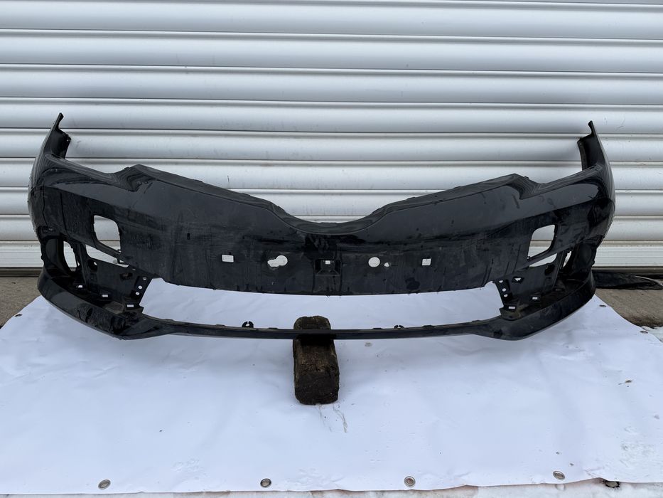 Предна броня за Toyota Auris (2015-2018)