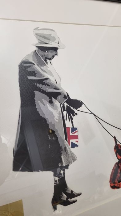 Print Death NYC Regina cu cateii!