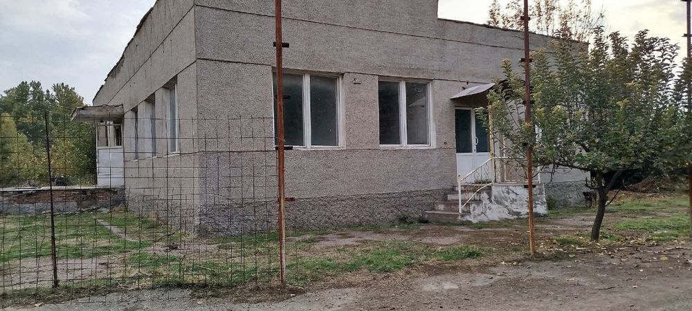 НЕЖИЛОЕ Сотилади 1 - ГЕКТАР 240 м2 Бино Урта Чирчик Туйтепа Срочна