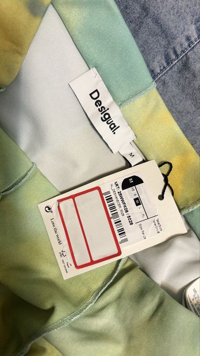Fusta Desigual.