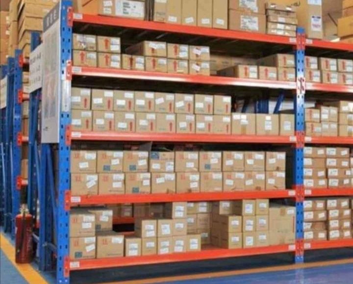 Rafturi metalice depozitare