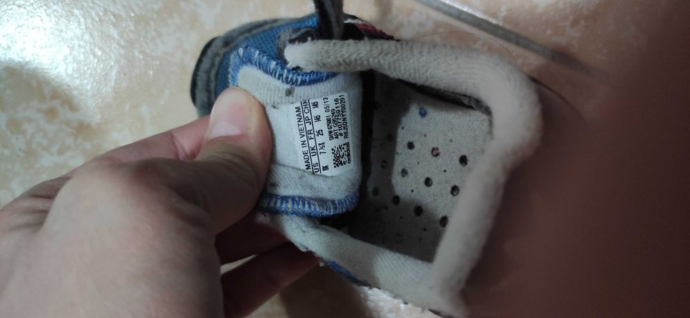 Кроссовки Adidas 25 размер