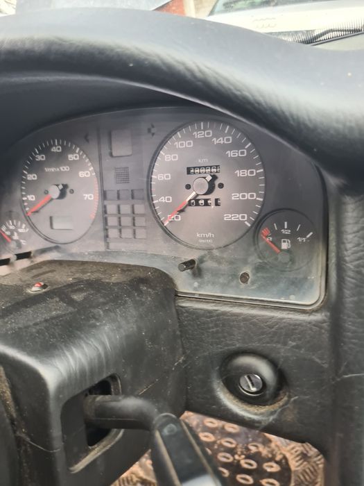Ауди 80 B4 2.0 на части