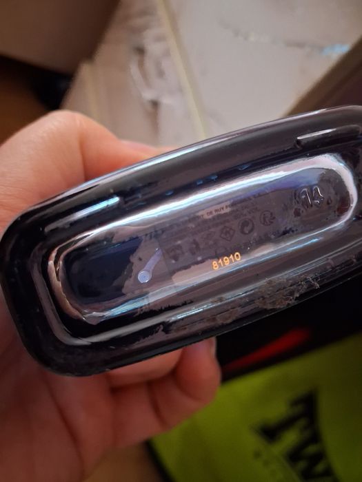 Продам духи оригинал