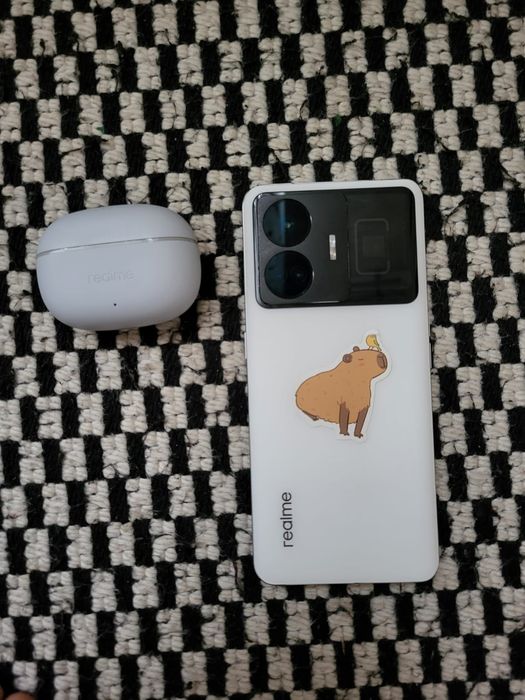 Realme gt3 240w обменяю