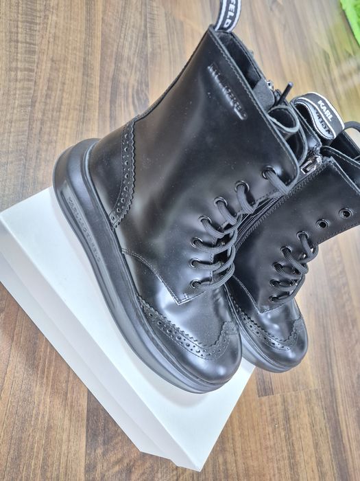 Ghete dama Karl Lagelrfeld