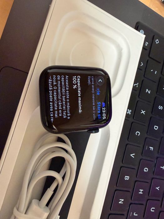 Apple Watch SE Gen 2 44mm Midnight AL GPS sanatate baterie 100%