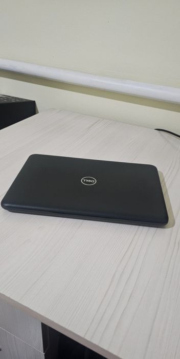 Ноутбук Dell для учёбы, работы