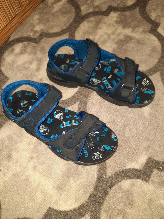 Сандалии на подростка