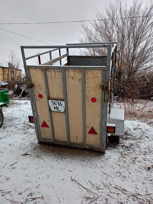 Продам коневоз..