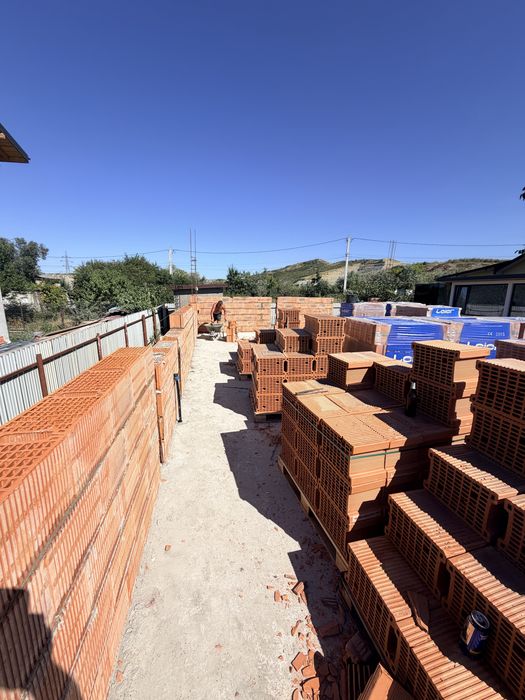 Ececut lucrari de constructii