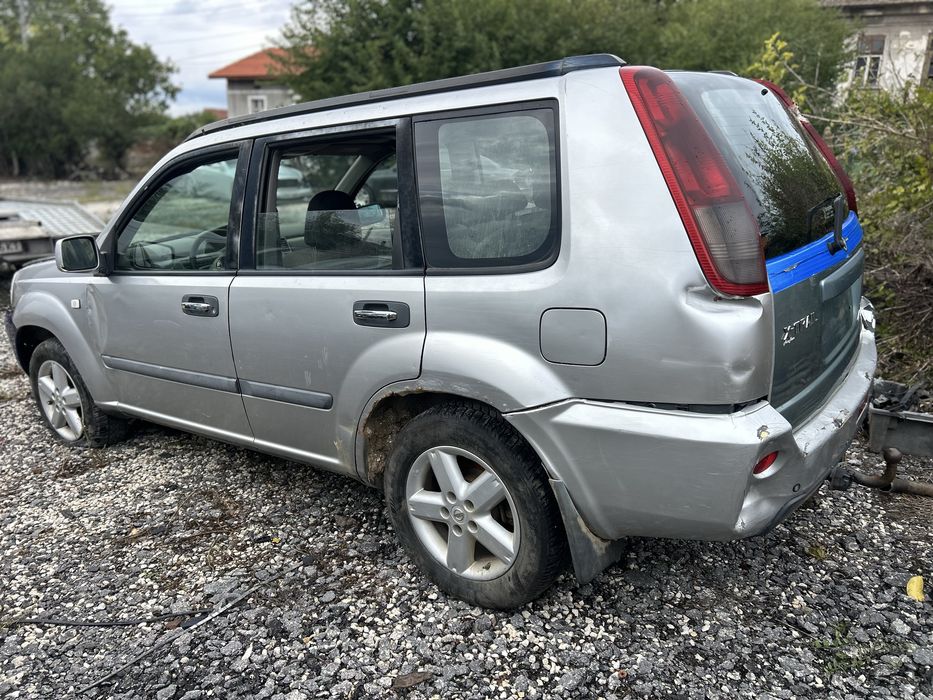 Нисан екстрейл 2,2дци 136 на части/Nisan X-trail 2.2dci 136ks
