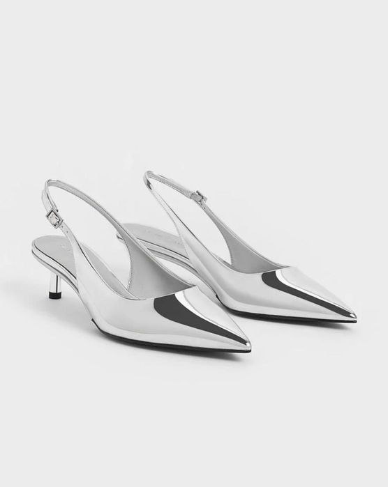 Pantofi stiletto