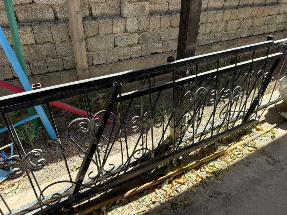 перила лестницага продается