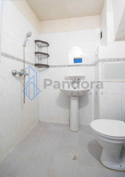 Тристаен апартамент тип мезонет под наем в кв. Витоша