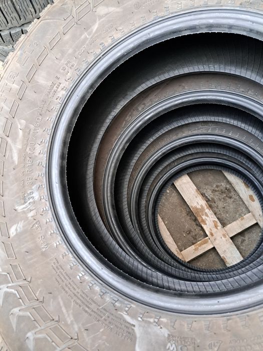 4 anvelope 235/85 R16 Nokian profil 8.5 mm