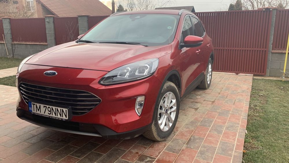 Vand FORD KUGA 2021 FHEV AWD(4x4)