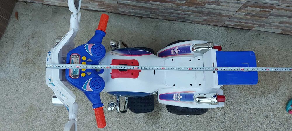 Акомулаторно електрическо полицейско моторче за дете