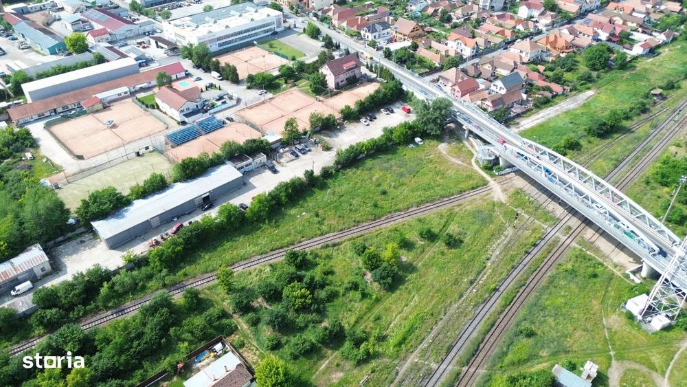 Teren intravilan 16058 mp + hale Calea Surii Mici