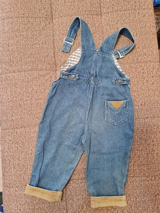 Продам джинсы. 4 модели.