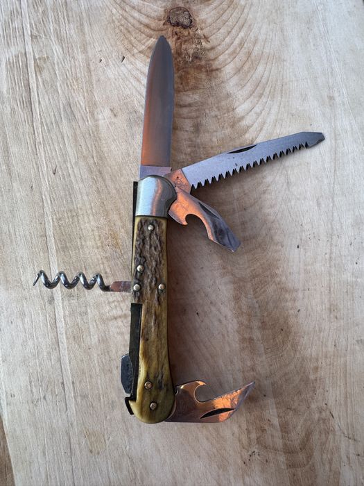 Briceag vechi italian , Maniago ( stanta  INDIANA)