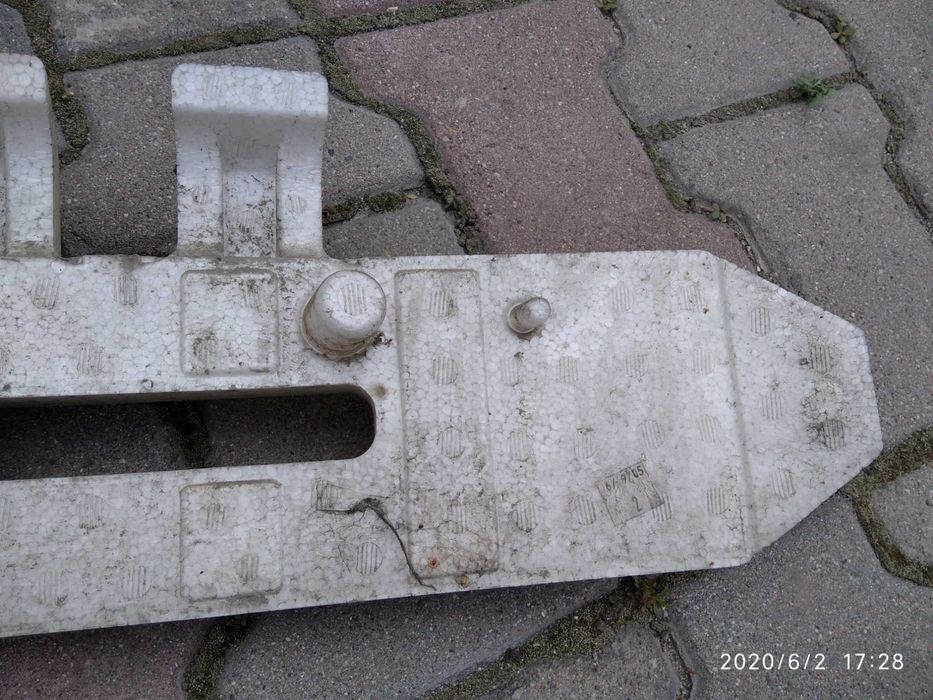 Наполнитель бампера Subaru Tribeca 2006